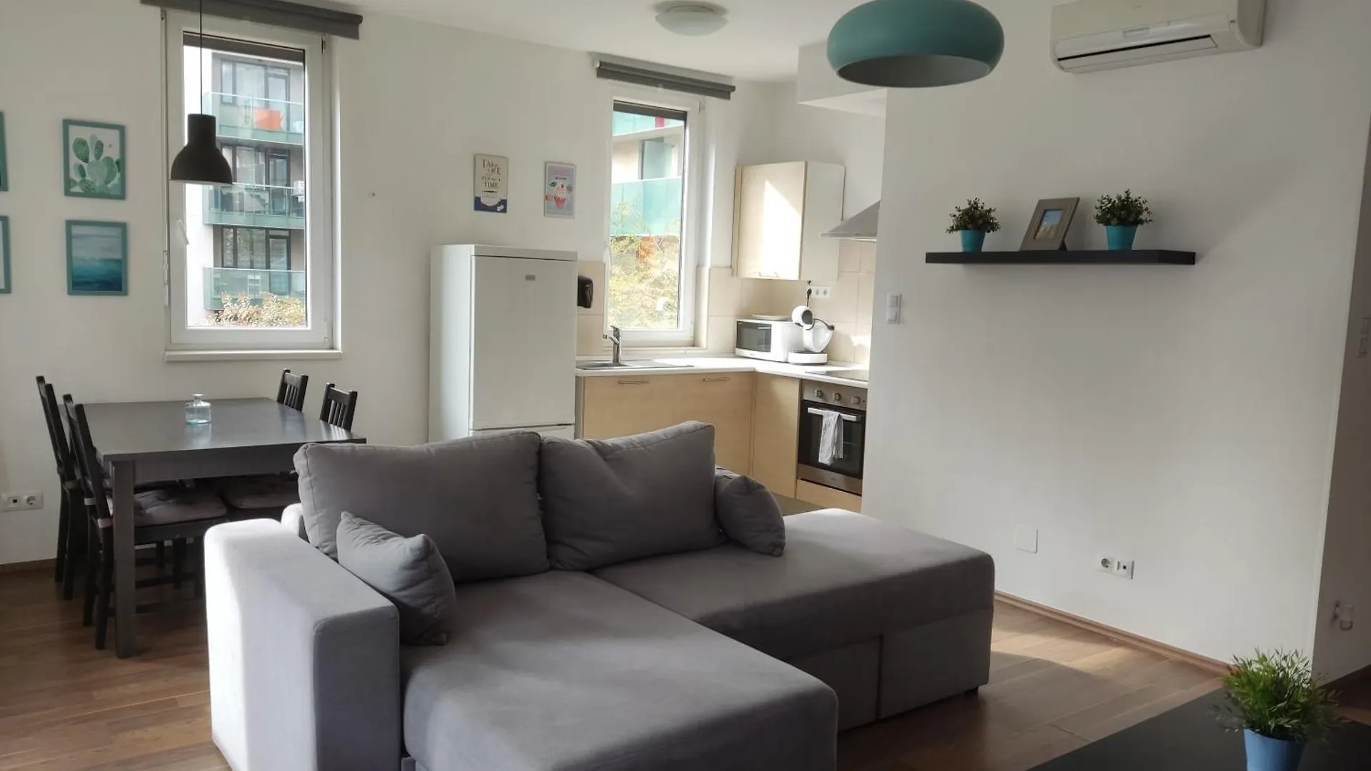בודפשט Corvin Center Suites