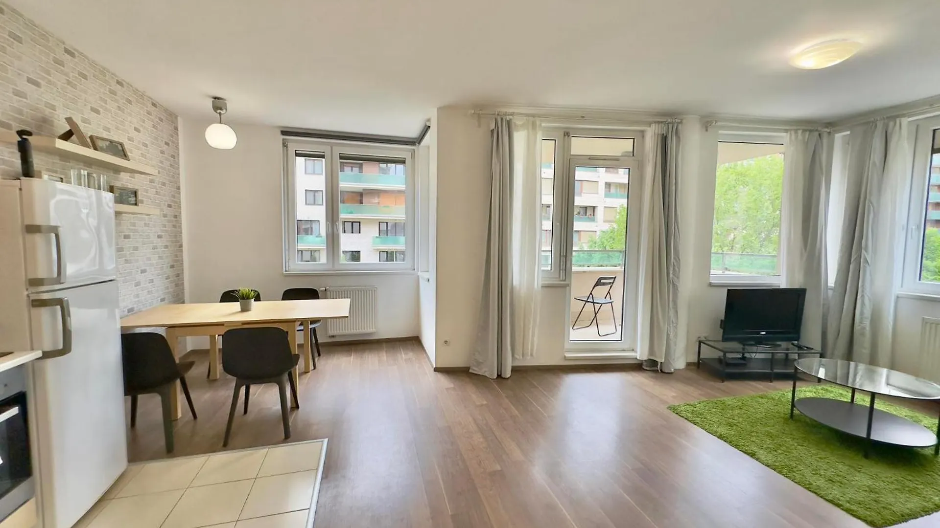 מלון דירות בודפשט Corvin Center Suites
