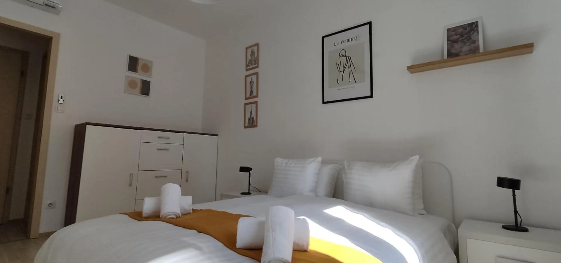 מלון דירות בודפשט Corvin Center Suites